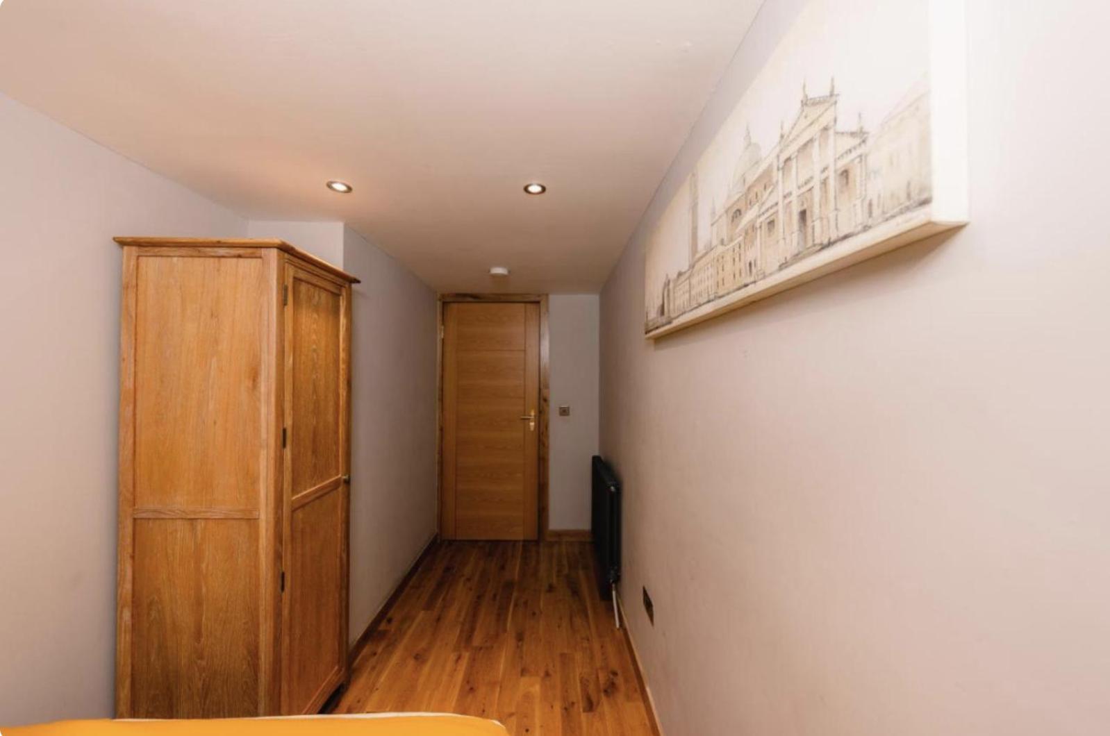 Superb Luxury Apartment By Canal - Central エディンバラ エクステリア 写真