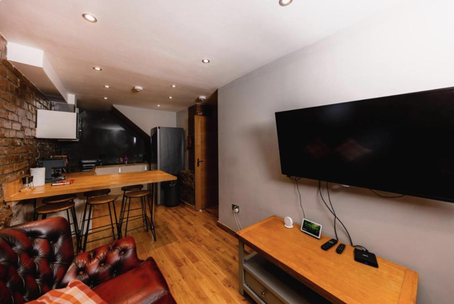 Superb Luxury Apartment By Canal - Central エディンバラ エクステリア 写真