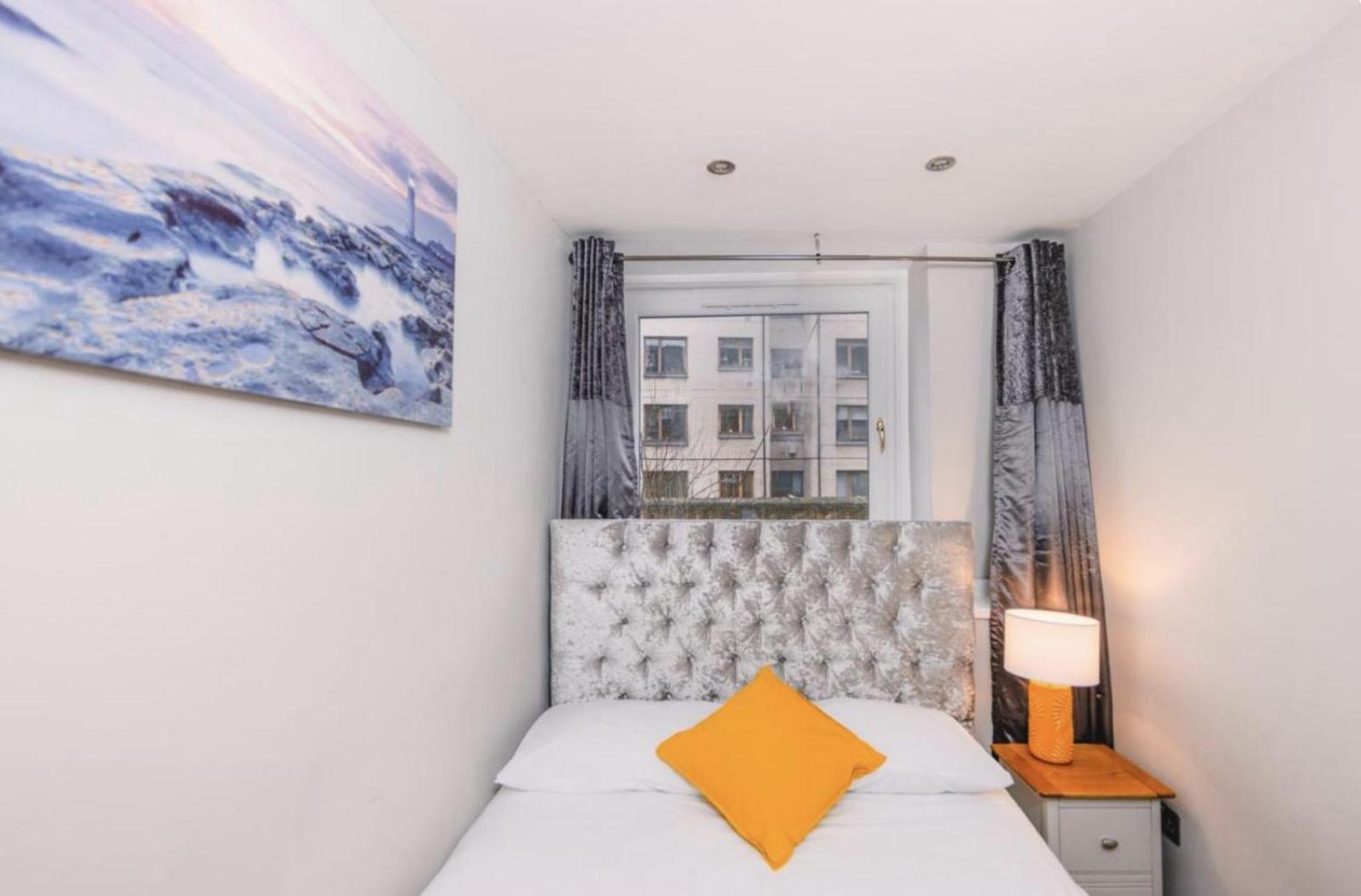 Superb Luxury Apartment By Canal - Central エディンバラ エクステリア 写真