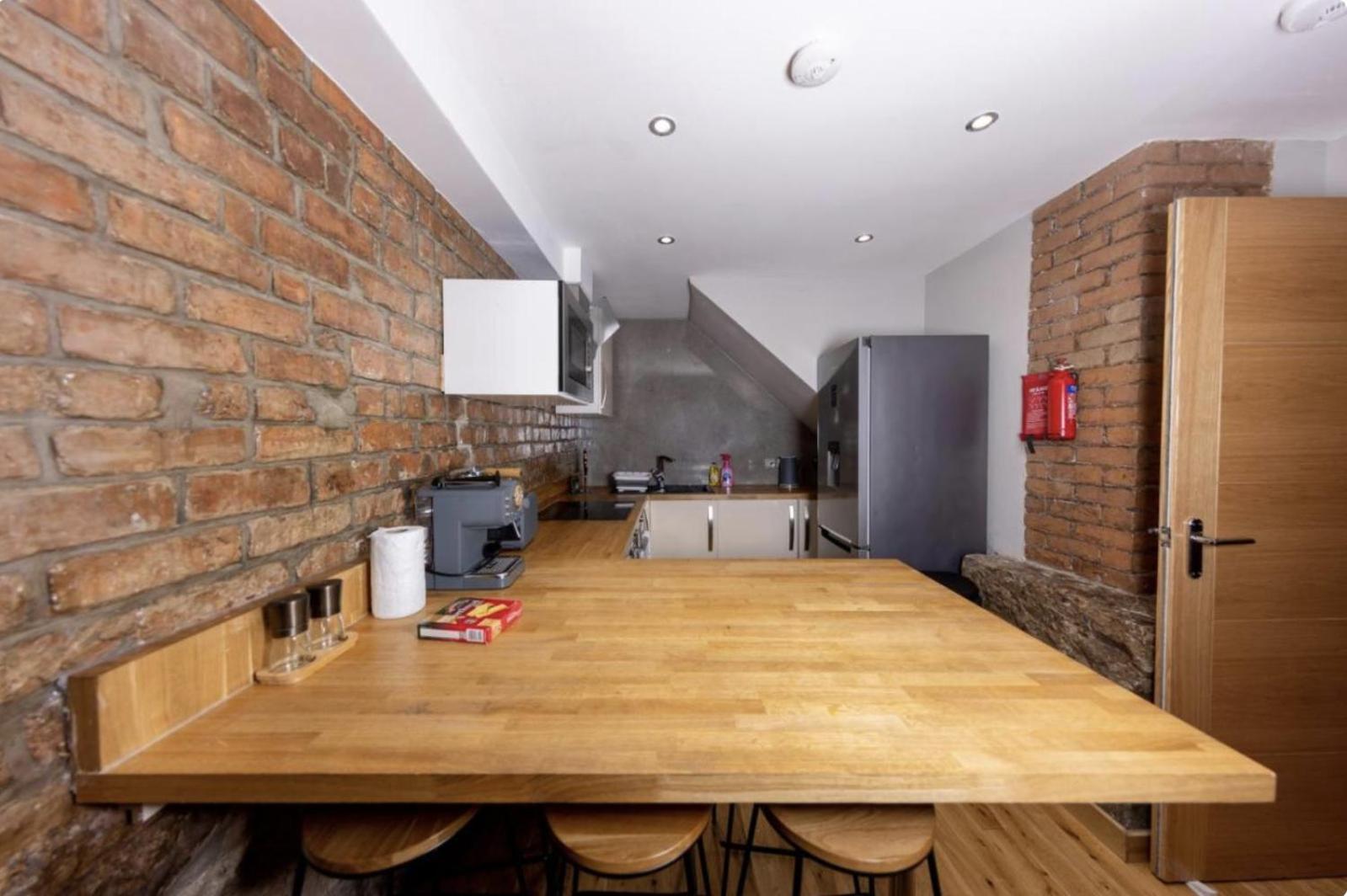 Superb Luxury Apartment By Canal - Central エディンバラ エクステリア 写真