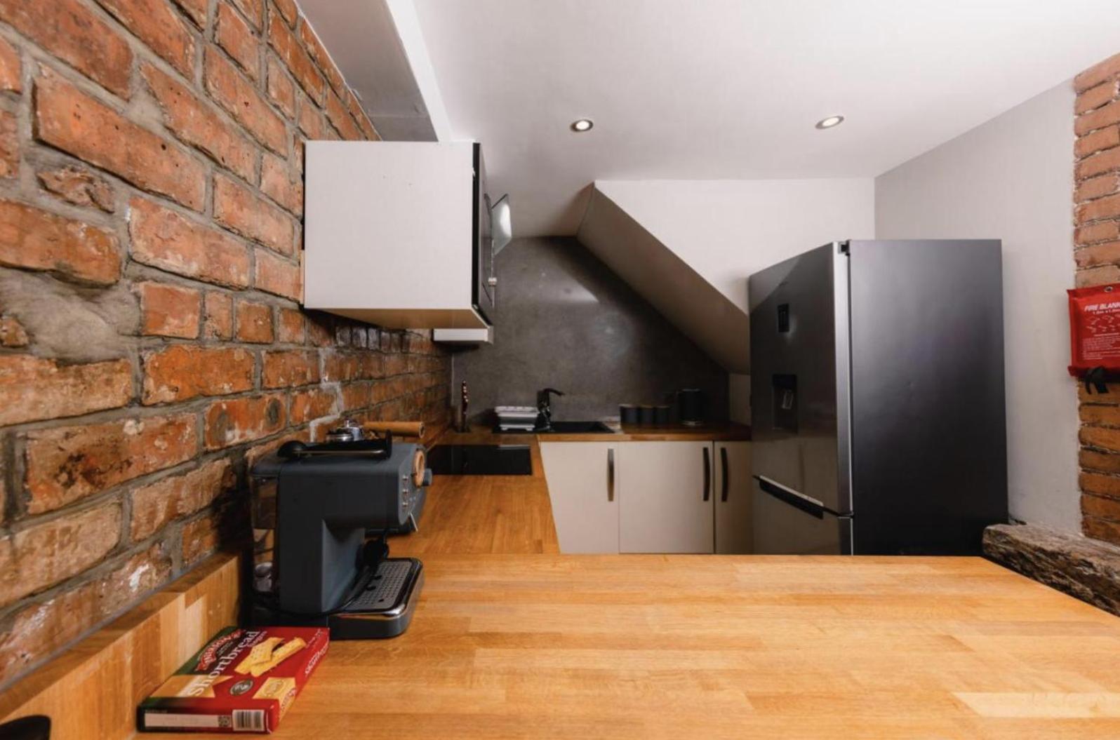 Superb Luxury Apartment By Canal - Central エディンバラ エクステリア 写真