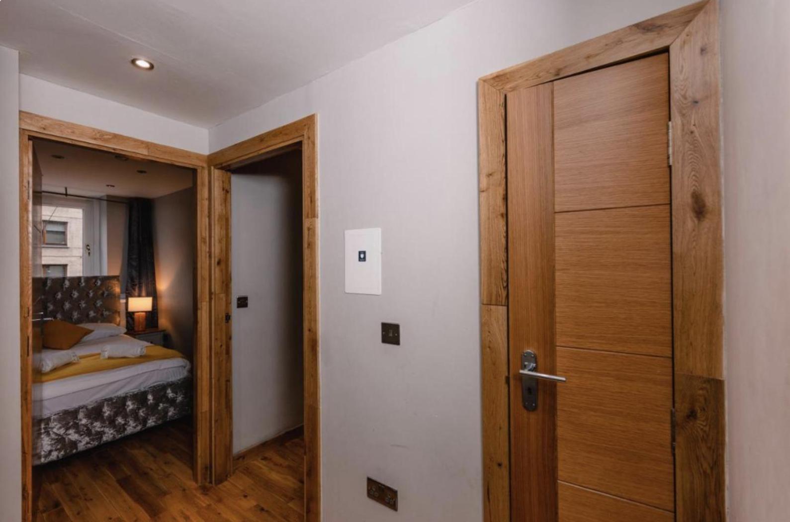 Superb Luxury Apartment By Canal - Central エディンバラ エクステリア 写真